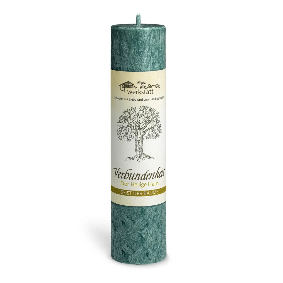 Türkise Allgäuer Kräuterkerze "Verbundenheit" (Heiliger Hain), fördert Einssein & Einheit allen Lebens.