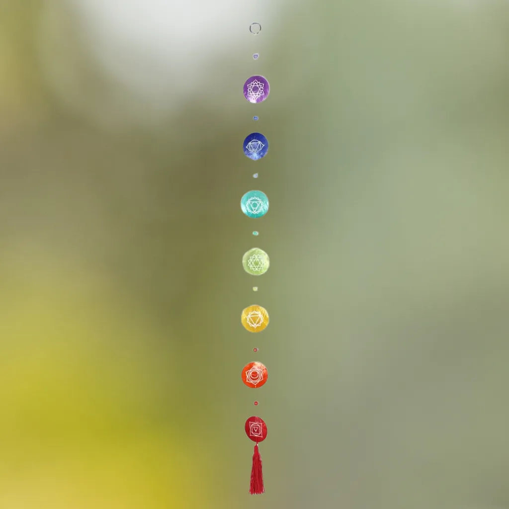 Chakra Muschelkette mit 7 Farben, für harmonische Energie und spirituelle Balance.