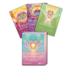 Das Kartenset "Ich bin Licht und Liebe" von Gaby Shayana Hoffmann. Die Box und drei Karten wie "Ich bin Lebensbejahend" und "Ich bin Leichtigkeit" sind ausgebreitet.